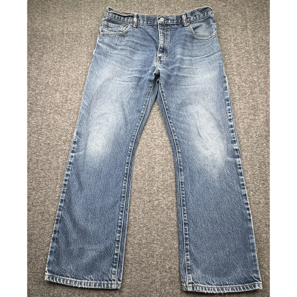 Levi's 517 Boot Cut Jeans‎ Medium Wash Men's Sz 36x30 Cowboy Workwear Whiskered